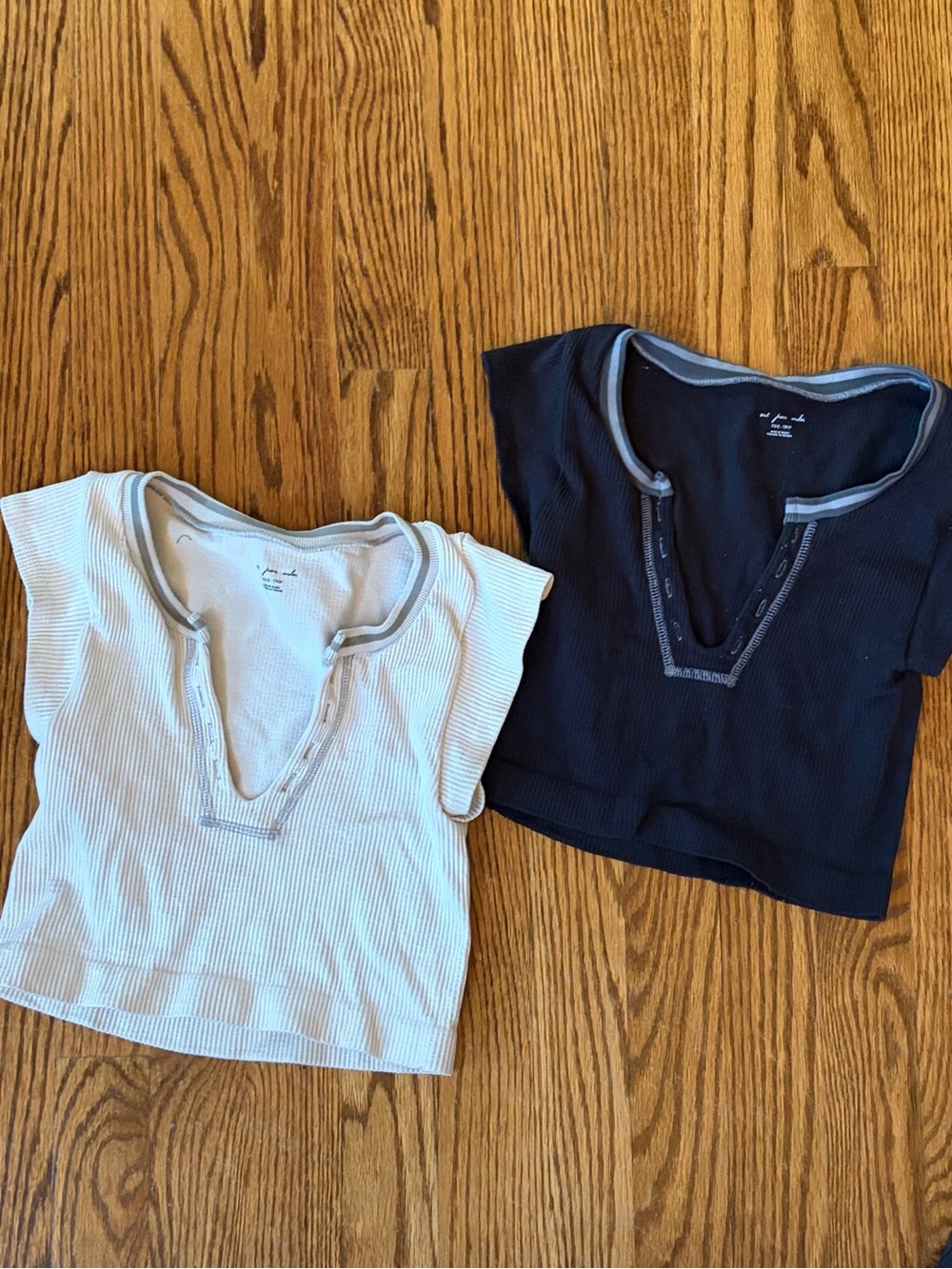 Set of 2 rubbed crop tops from Urban Outfitters. Black and White. Size xs/s.